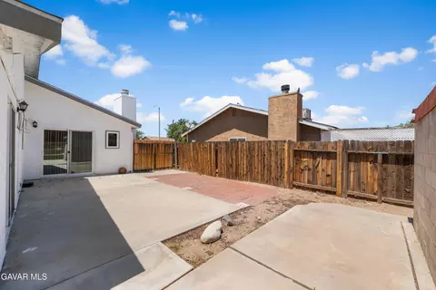 39056 Dianron Rd, Palmdale, CA 93551 photo 32
