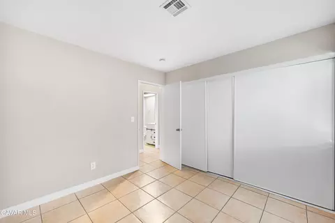 39056 Dianron Rd, Palmdale, CA 93551 photo 22