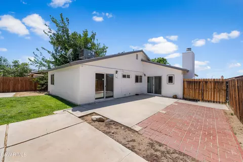 39056 Dianron Rd, Palmdale, CA 93551 photo 30