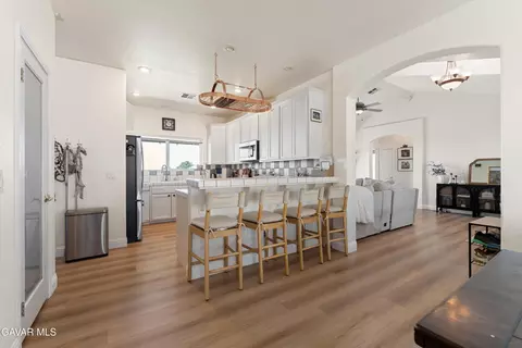 Kitchen - 18515 Jacks Hill Rd, Tehachapi, CA 93561 photo 1 of 3