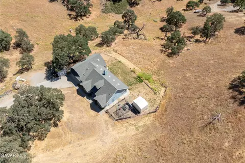 View/Area - 18515 Jacks Hill Rd, Tehachapi, CA 93561 photo 3 of 6