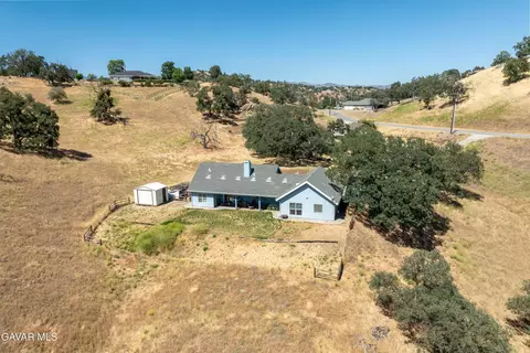 View/Area - 18515 Jacks Hill Rd, Tehachapi, CA 93561 photo 4 of 6