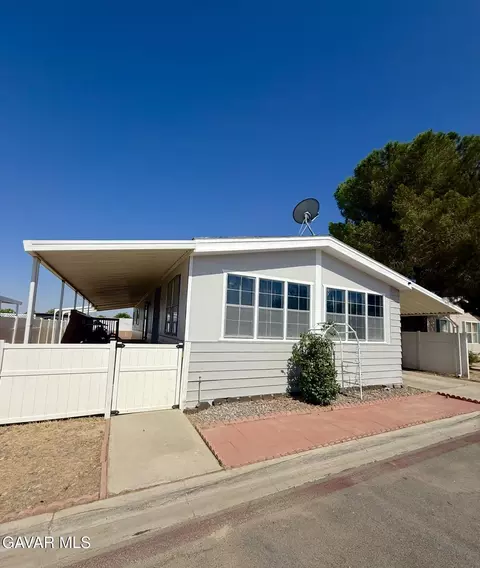 2330 E Avenue J8 #89, Lancaster, CA 93535