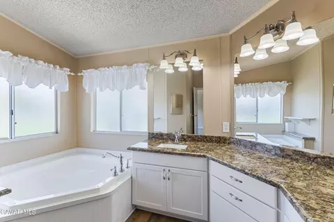Bath - 33105 Santiago Rd #SPC 149, Acton, CA 93510 photo 3 of 4