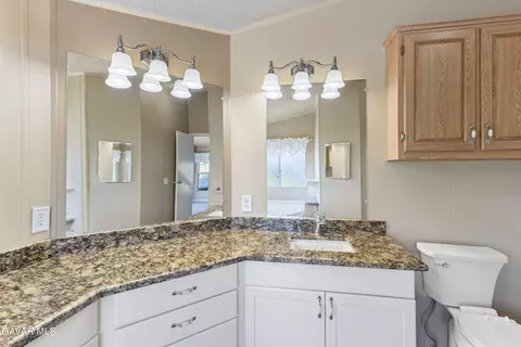 Bath - 33105 Santiago Rd #SPC 149, Acton, CA 93510 photo 4 of 4
