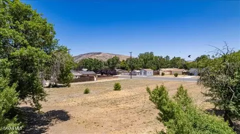 301 W C St, Tehachapi, CA 93561 photo 8