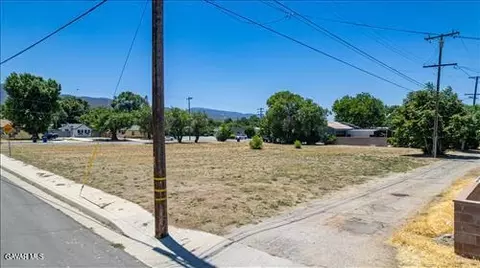 301 W C St, Tehachapi, CA 93561 photo 5