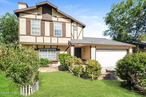 45142 Rodin Ave, Lancaster, CA 93535 photo 2