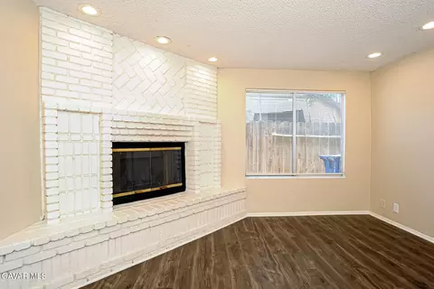 45142 Rodin Ave, Lancaster, CA 93535 photo 3