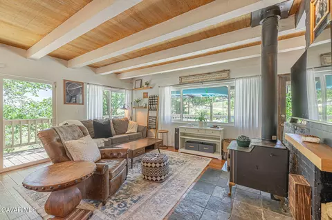 Living - 26780 Deertrail Dr, Tehachapi, CA 93561 photo 1 of 5