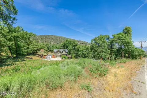 Other - 26780 Deertrail Dr, Tehachapi, CA 93561 photo 7 of 11