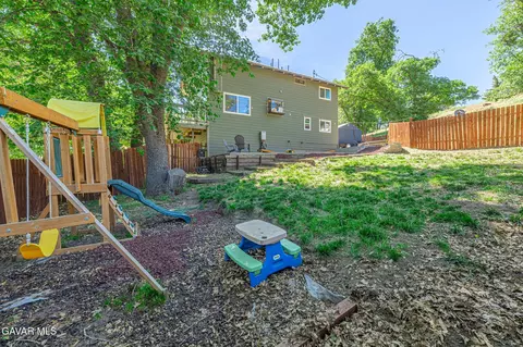 Exterior - 26780 Deertrail Dr, Tehachapi, CA 93561 photo 8 of 8