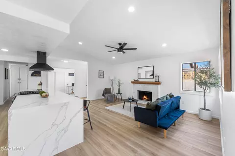 Living - 3230 Avenue S4 E, Palmdale, CA 93550 photo 2 of 4