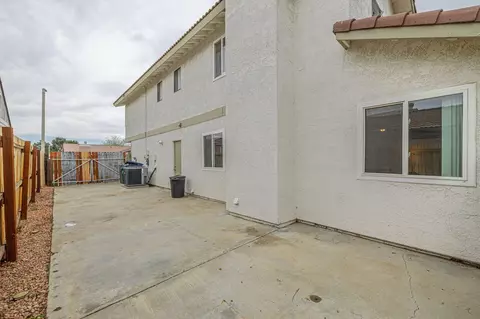 Exterior - 43661 Bravo Ln, Lancaster, CA 93535 photo 2 of 4
