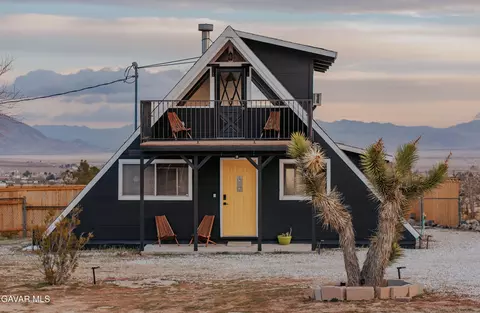 31561 Carson St, Lucerne Valley, CA 92356 photo 1