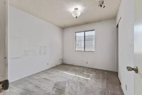 Bedroom - 637 Ave J 9 E, Lancaster, CA 93535 photo 1 of 2