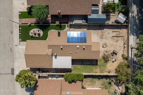 View/Area - 637 Ave J 9 E, Lancaster, CA 93535 photo 3 of 5