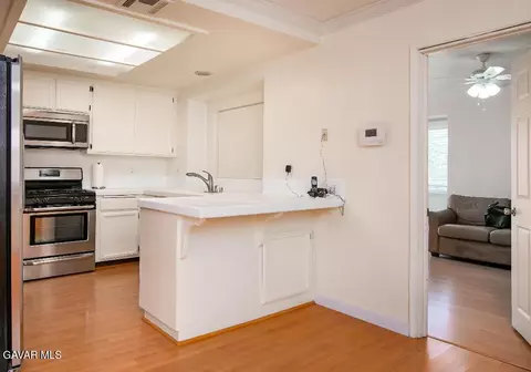 Kitchen - 44858 Laszlo St, Lancaster, CA 93534 photo 2 of 2