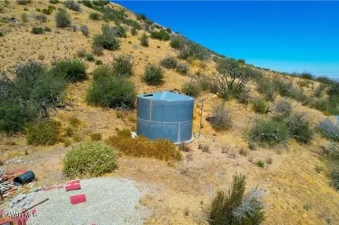 0 Juniper Hills Rd, Juniper Hills, CA 93543