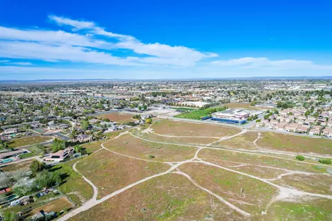 25 25th St W K4, Lancaster, CA 93536 photo 8