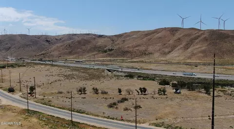 10100 Tehachapi Rd, Tehachapi, CA 93561 photo 17