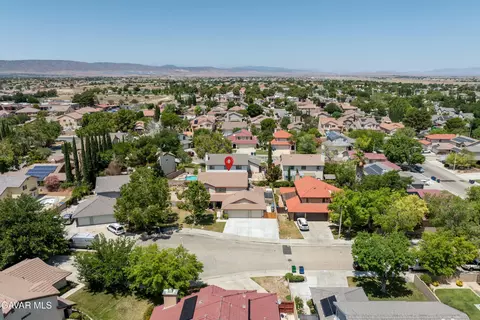 View/Area - 44125 Dusty Rd, Lancaster, CA 93536 photo 2 of 5