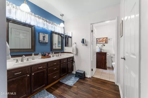 Bath - 44125 Dusty Rd, Lancaster, CA 93536 photo 4 of 4