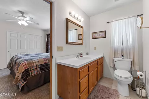 Bath - 44125 Dusty Rd, Lancaster, CA 93536 photo 1 of 4