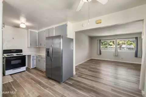 Living - 1022 Lancaster Blvd E, Lancaster, CA 93535 photo 3 of 3