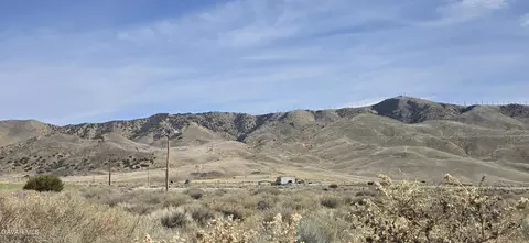 0 Old Well Rd, Tehachapi, CA 93561