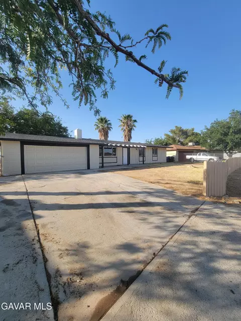 21241 79th St, California City, CA 93505