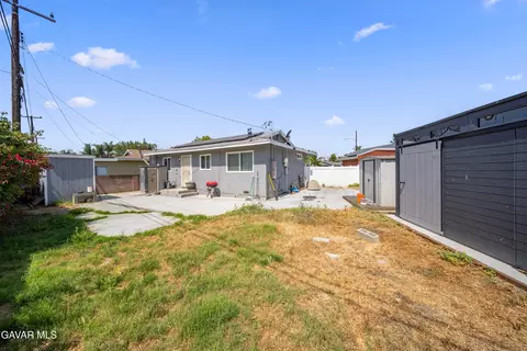 6838 Severn Dr, Paramount, CA 90723 photo 21