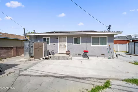6838 Severn Dr, Paramount, CA 90723 photo 22