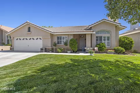 4327 Cocina Ln, Palmdale, CA 93551