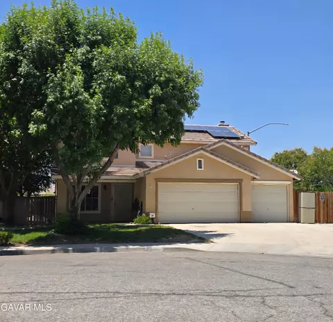 44757 Ranchwood Ave, Lancaster, CA 93536