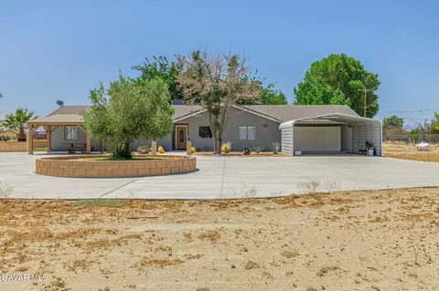 43314 52nd St E, Lancaster, CA 93535