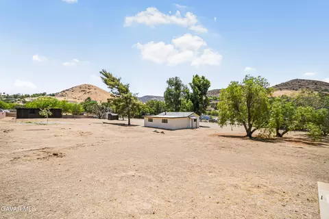 35339 Anthony Rd, Agua Dulce, CA 91390