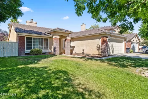 1753 Stratford St, Lancaster, CA 93534