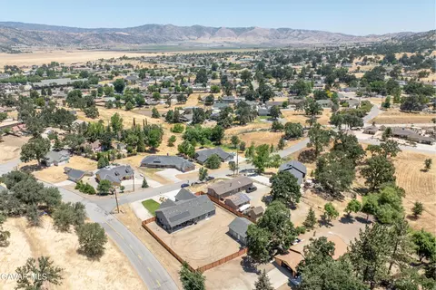 28380 Pimlico Way, Tehachapi, CA 93561 photo 35