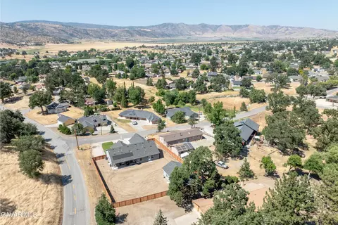 28380 Pimlico Way, Tehachapi, CA 93561 photo 33