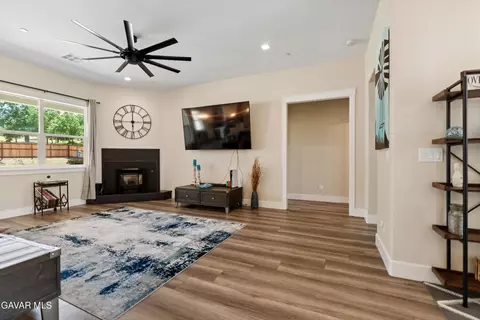 28380 Pimlico Way, Tehachapi, CA 93561 photo 8