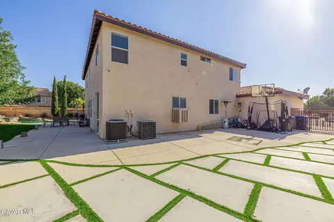Exterior - 4302 Olivera Pl, Lancaster, CA 93536 photo 13 of 16