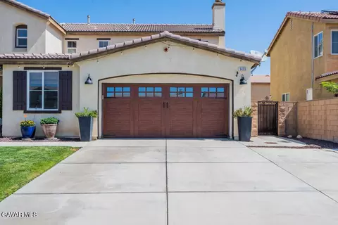 Exterior - 3455 Pine Mist Ct, Rosamond, CA 93560 photo 4 of 6