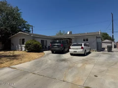 45529 Sancroft Ave, Lancaster, CA 93535 photo 2
