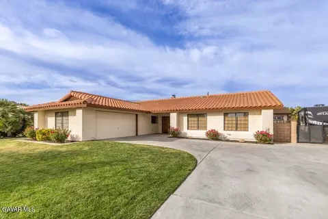 2613 Avenue K4 W, Lancaster, CA 93536