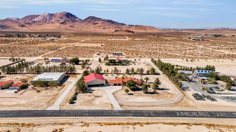 View/Area - 8433 Prospect St, Mojave, CA 93501 photo 6 of 9