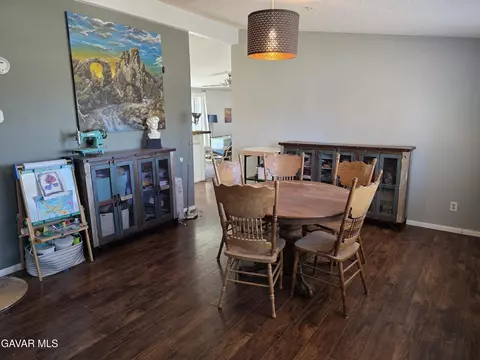 4323 Ave V W, Acton, CA 93510 photo 3