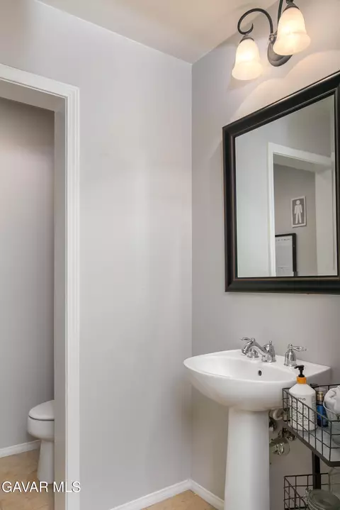 44927 Normandy Ln, Lancaster, CA 93536 photo 13