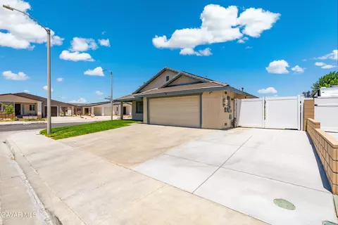 3557 Ave J14 W, Lancaster, CA 93536 photo 3