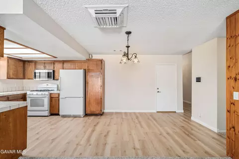 3557 Ave J14 W, Lancaster, CA 93536 photo 13